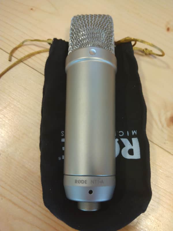 RODE NT1-A Large Diaphragm Cardioid Condenser Microphone 2002 - Present - Silver image 1