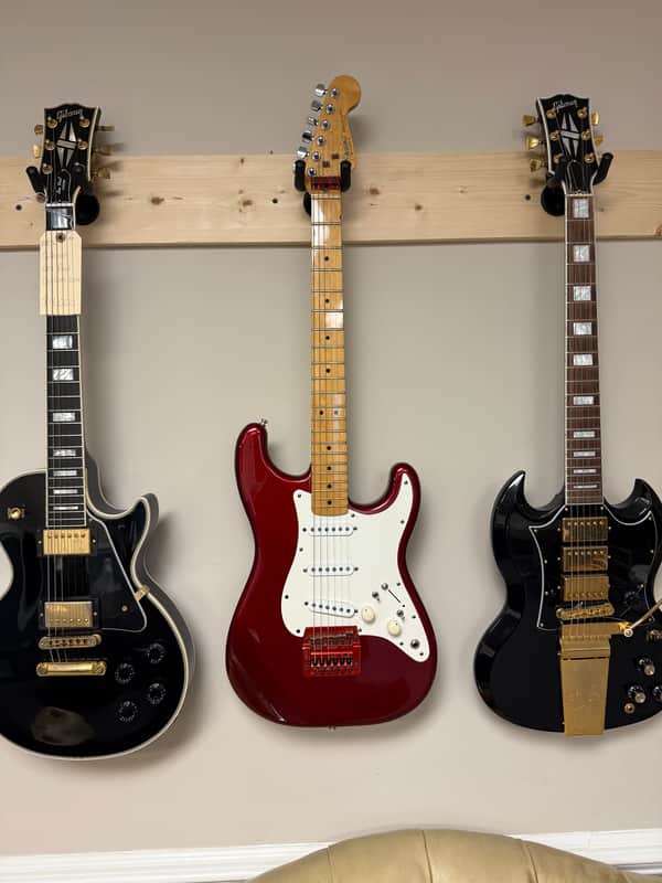 Fender American Stratocaster w/ Red Kahler Bridge 1984 - Red image 1
