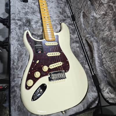 Fender American Professional II Stratocaster Left-handed - Olympic White w/Maple Fingerboard + OHSC & PLEK*D #290 image 10