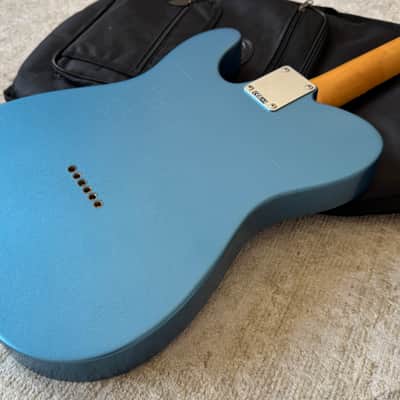 Fender Vintera Road Worn limited 60’ Telecaster - Lake placid blue image 6