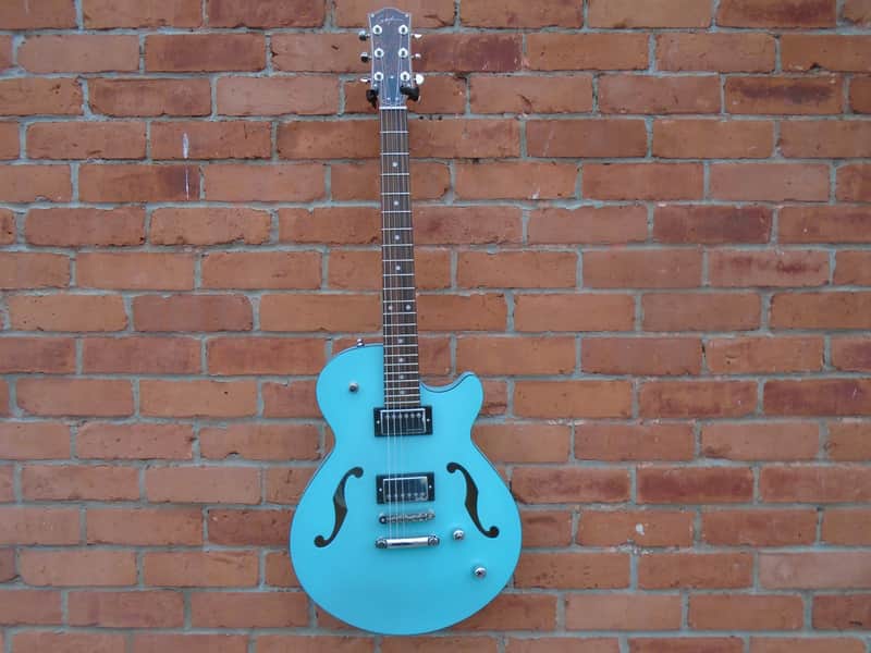 Godin Montreal Premiere HT Laguna Blue /hard case sf image 1
