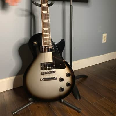 Gibson Les Paul Studio Deluxe 2018 SilverBurst image 1
