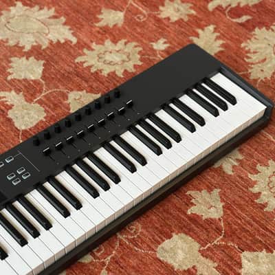 Arturia KeyLab Essential 88 mk3 - Black image 9