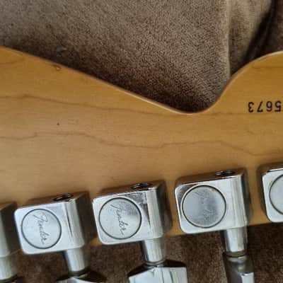 Fender American Standard Stratocaster with Maple Fretboard 1995 - 2000 - Black image 2