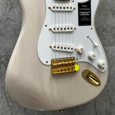 Fender Limited Edition Vintera III Late 50s Stratocaster Maple Fingerboard, White Blonde 0149182301 SERIAL NUMBER MX26029034 - 8 LBS 8 OZ image 1