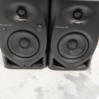 Pioneer DM-40D BT Active Studio Monitors with Bluetooth (Pair) 2022 - Present - Black image 1