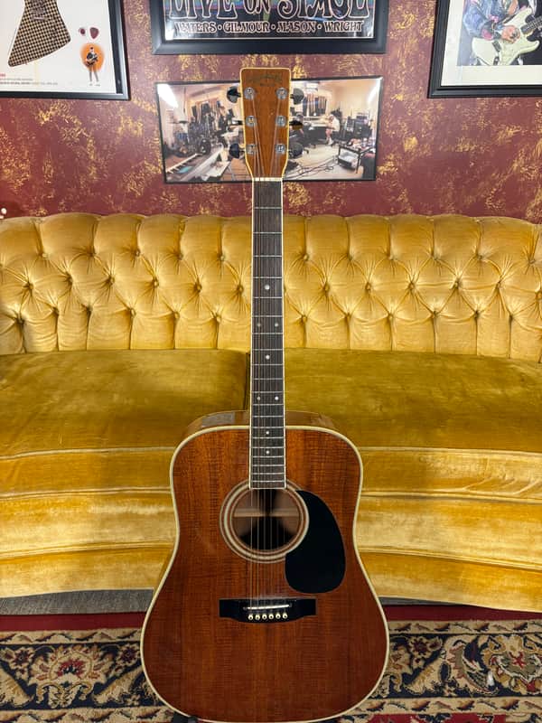 Takamine F-379 "Lawsuit Era" Dreadnought