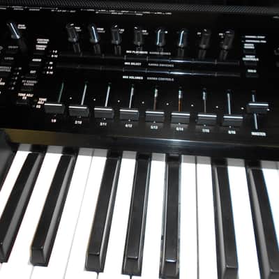 Korg Kronos 61 2010s - Black image 3