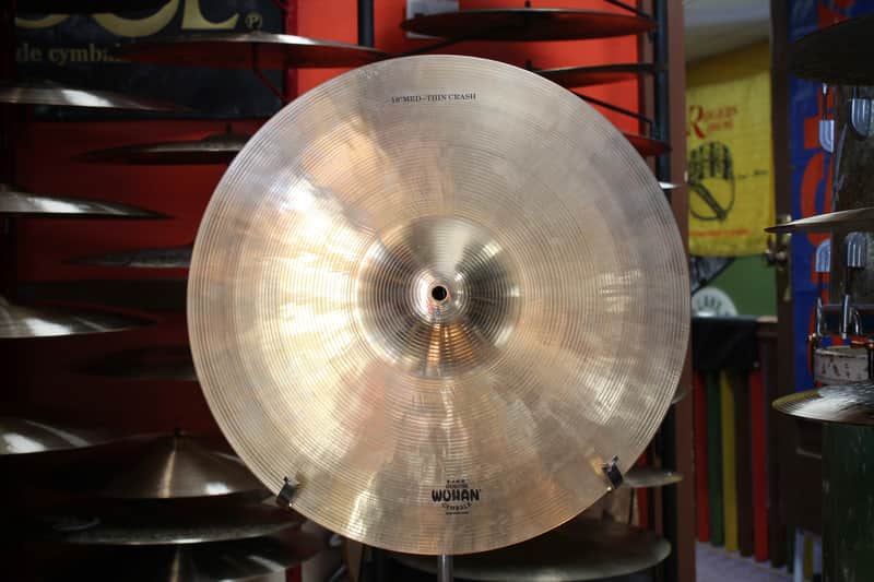 Wuhan 18" Western Medium-Thin Crash 1284g image 1