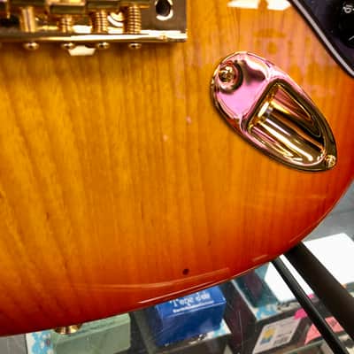 Fender American Custom Stratocaster NOS, Ebony Fingerboard, Sienna Sunburst 2026 image 13