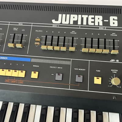Roland Jupiter 6 61-Key Synthesizer with Europa Mod VGC, Plays Great image 9