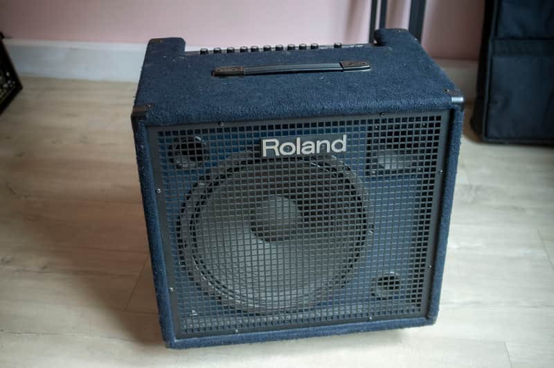 Roland KC-600 4-Channel 200-Watt 1x15" Keyboard Combo 2017 - Present - Black image 1