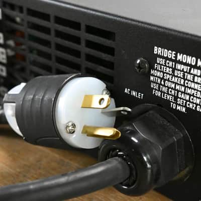 QSC PL380 Powerlight 3 Series 2-Channel Power Amplifier CG012GJ image 10