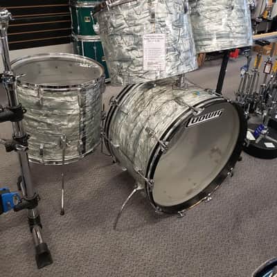 Ludwig Blue Olive Badge Sky Blue Pearl 4 Piece Shell Kit image 1