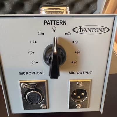Avantone Pro CV95 Large Diaphragm Multipattern Tube Condenser Microphone 2016 - 2021 - Red image 4