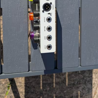 Mooer Preamp LIVE 2018 - White image 2
