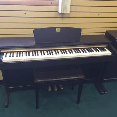Yamaha Clavinova CLP 320 Rosewood image 1