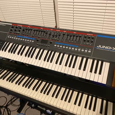 Roland Juno-X 61-Key Programmable Polyphonic Synthesizer 2022 - Present - Black
