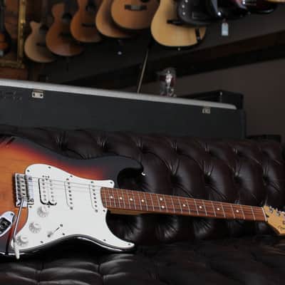 Fender Stratocaster mexico 2018 - Sunburst image 2