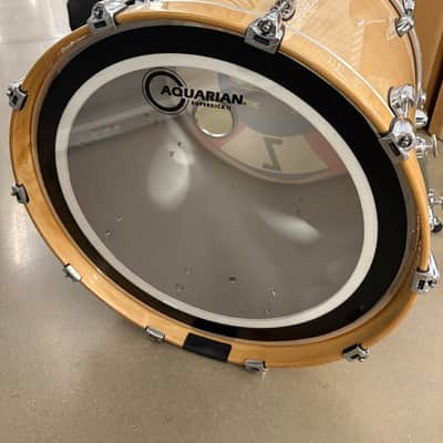 Gretsch Renown 18x22” Bass Drum - Natural Gloss image 4