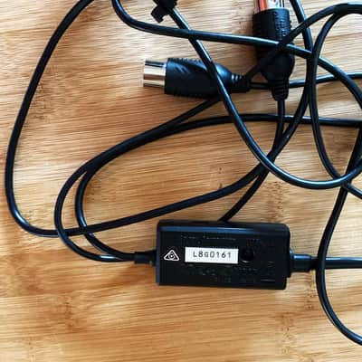 Roland UM-ONE USB MIDI Interface – Excellent Condition image 3