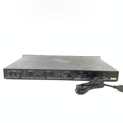 Yamaha SPX900 Professional Multi-Effect Processor 1980s - Black TGHM image 5