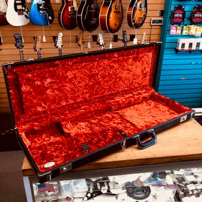 G&G Fender Rectangle Guitar Case image 3