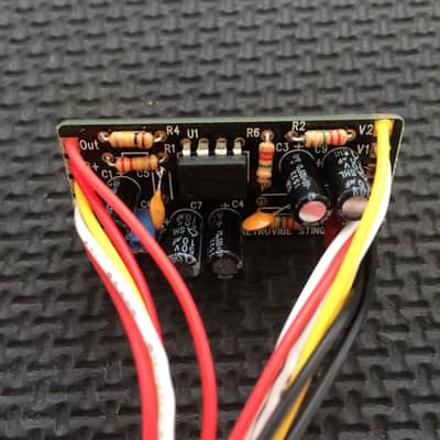 Retrovibe Stinger '77 Classic MM Stingray Bass EQ pre-amp 2 band pre-EB circuit image 3