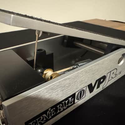 Ernie Ball P0-6180 VP JR. 250K Passive Volume Pedal 2010s Silver image 6