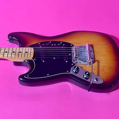 1979 Fender Mustang Lefty 3-color Sunburst image 3