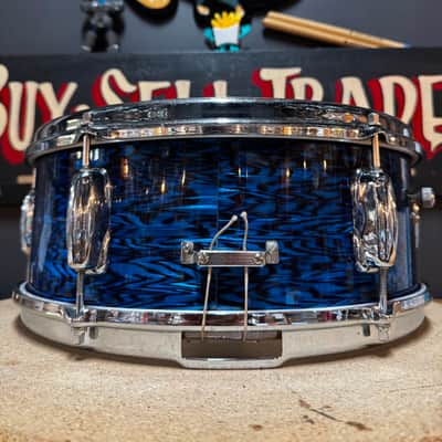 Slingerland No. 161 Deluxe Student Model 5.5x14" 6-Lug Snare Drum with Stick-Saver Hoops 1964 - 1976 - Blue Agate Pearl image 6