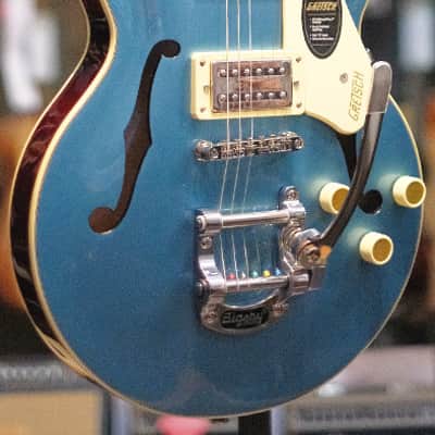Gretsch G2655T Streamliner Center Block Jr. Double-Cut with Bigsby, Laurel Fingerboard, Arctic Blue image 1
