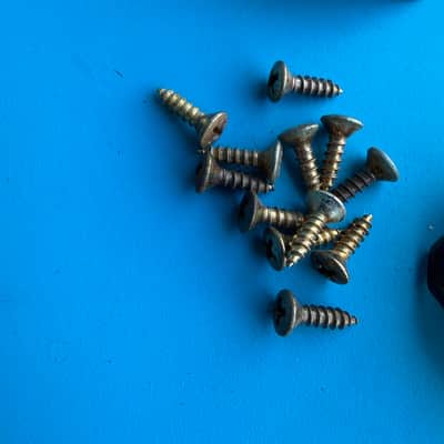 Marshall G15RCD Amplifier Replacement Part: Front Cabinet Corner w/Screw [4PCS] image 3