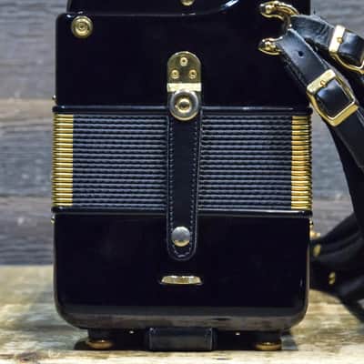 Dino Baffetti Super I 2-Row 8-Bass 21-Treble Button D/C# Black Diatonic Accordion w/Bag image 4