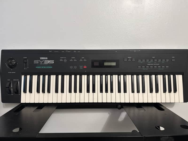 Yamaha SY35 1992-1994 - Matte black image 1
