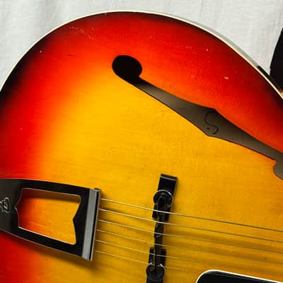 Fender Coronado I 1 Semi-Hollowbody Guitar with Case - Sunburst image 3
