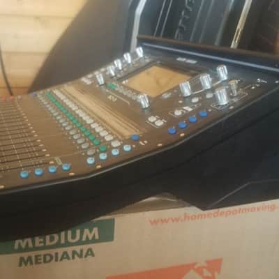 Allen & Heath SQ5 image 2