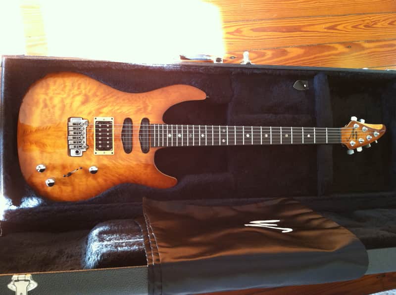 Brian Moore MC/1 guitar '96 #585 rare, excellent, signed image 1