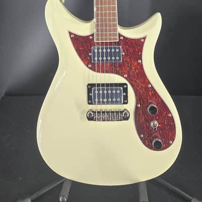 Gretsch Electromatic® CVT Double-Cut with Wraparound, Laurel Fingerboard, Vintage White image 2