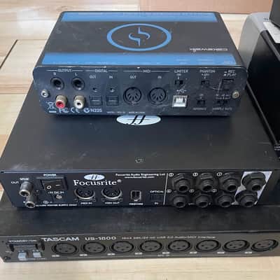 Lot of interfaces Zoom TAC-2 Steinberg UR22 Tascam US1800  Focusrite Parts image 5