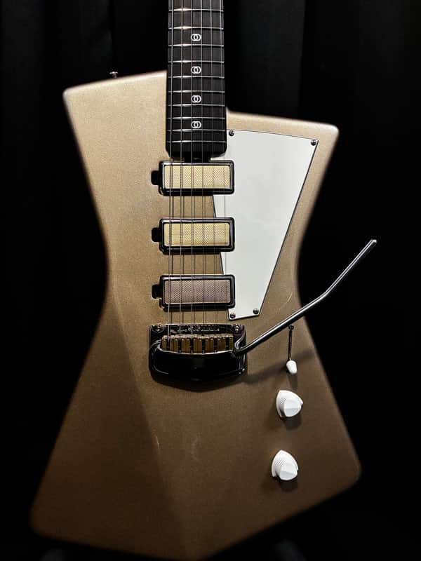 Ernie Ball Music Man St. Vincent Signature Goldie 2021 - Present - Cashmere image 1