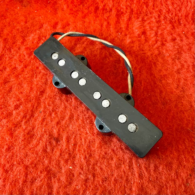 Fender Jazz bass bridge pickup