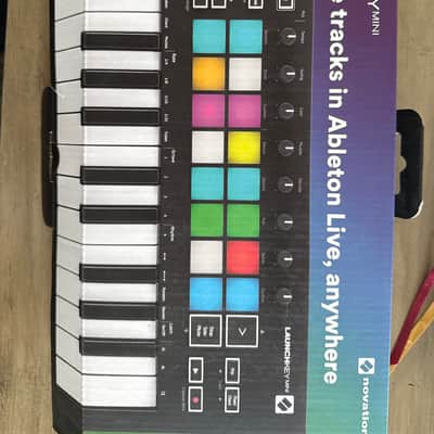 Novation Launchkey Mini MKIII MIDI Keyboard Controller 2019 - Present - Black