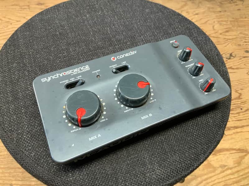 M-Audio Synchroscience turtable\cd player digital interface image 1