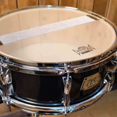 Yamaha YD 2005 - Black image 3