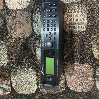 Fractal Audio Axe-FX II XL+ 2015 - 2018 - Black image 2