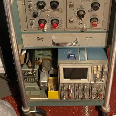 Tektronix 545 1950’s - Blue/Grey image 4