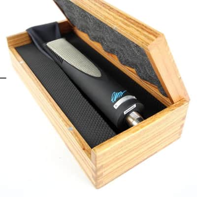 Se Electronics RNR1 Recording Ribbon Microphone+Shockmount+Wooden box+Metal case image 9