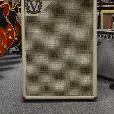 Victory Amps V40 Deluxe Head & Dutchess 212 Cab image 2