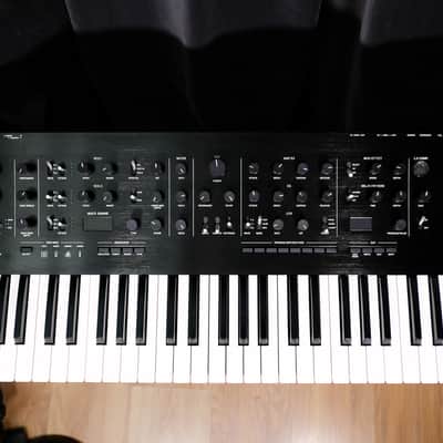 Korg Prologue 16 Polyphonic 61-Key 16-Voice Analog Synthesizer image 3